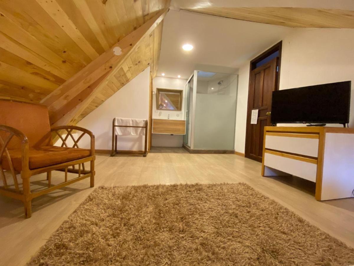 קיטו Casa Del Arupo B&B מראה חיצוני תמונה